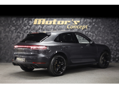 Porsche Macan S