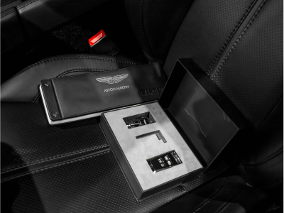 Aston Martin V8 Vantage N430 Coupé