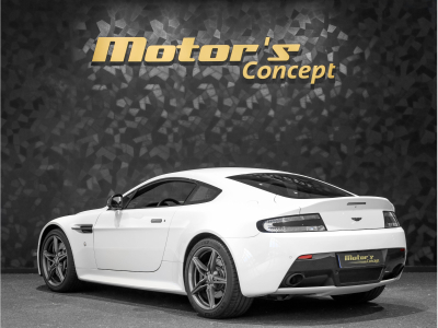 Aston Martin V8 Vantage N430 Coupé