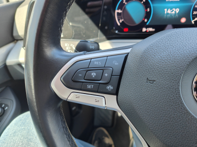Volkswagen Golf 2.0 TDI CARPLAY GPS LED APS AV/ARR CRUISE ADAPTATIF