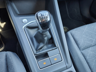 Volkswagen Golf 2.0 TDI CARPLAY GPS LED APS AV/ARR CRUISE ADAPTATIF