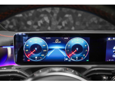 Mercedes-Benz CLA 220 AMG Line