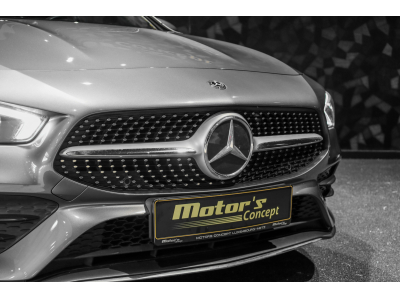 Mercedes-Benz CLA 220 AMG Line