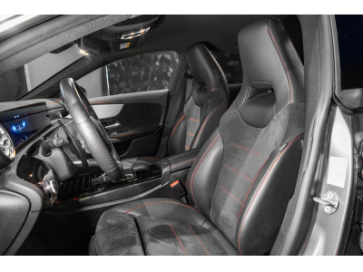 Mercedes-Benz CLA 220 AMG Line