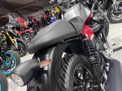 Moto Guzzi V 7 CORSA