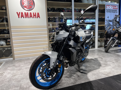 Yamaha MT-09 