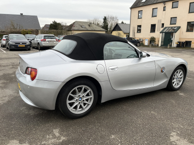 BMW Z4 2.2i Roadster Automatik Cuir Xenon PDC