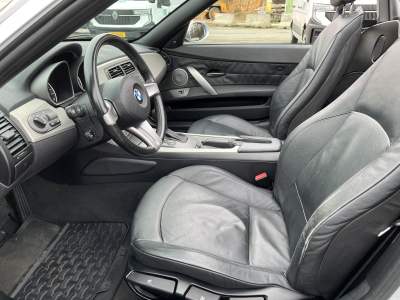 BMW Z4 2.2i Roadster Automatik Cuir Xenon PDC