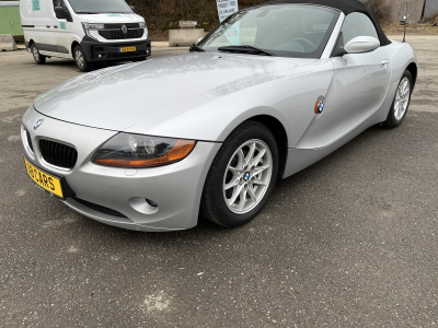 BMW Z4 2.2i Roadster Automatik Cuir Xenon PDC