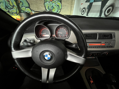 BMW Z4 2.2i Roadster Automatik Cuir Xenon PDC