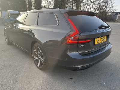 Volvo V90 B4 D 4x4 Geartronic R-Design Pano