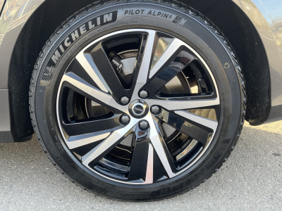 Volvo V90 B4 D 4x4 Geartronic R-Design Pano