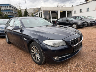 BMW 535 TOURING d xDrive/SoftClose/Panorama/ATM