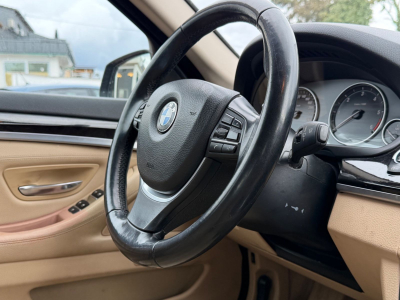 BMW 535 TOURING d xDrive/SoftClose/Panorama/ATM