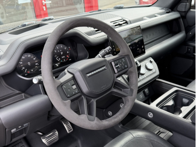 Land-Rover Defender 90 V8 P525 MERDIAN HEAD UP PANO CUIR NAVI