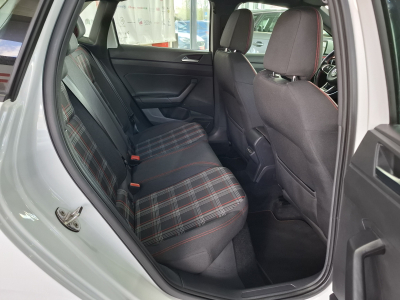Volkswagen Polo GTI 2.0 GTI 200 DSG,1 HAND, NAVI, KEYLESS, CARPLAY,