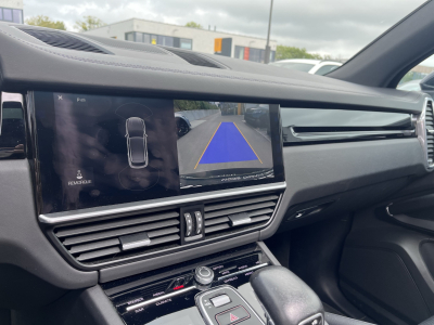 Porsche Cayenne 3.0 V6/PANORAMA/KAMERA/21/1ST HAND/VOLL SERVICE