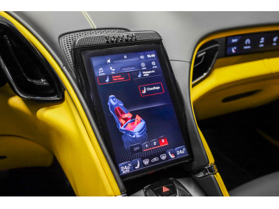 Ferrari Roma V8 - BLU POZZI / GIALLO