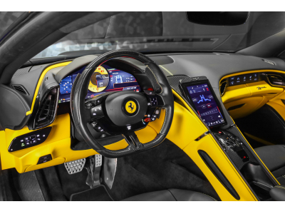 Ferrari Roma V8 - BLU POZZI / GIALLO