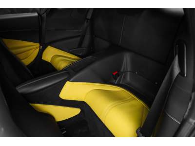 Ferrari Roma V8 - BLU POZZI / GIALLO