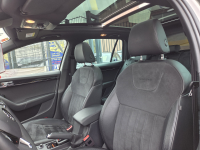 Skoda Octavia TDI DSG 150CV EDITION Laurin & klement