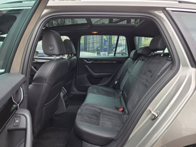 Skoda Octavia TDI DSG 150CV EDITION Laurin & klement