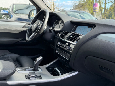 BMW X3 xDrive 30 d M-PAKET/HEAD UP/EURO6/