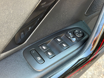 Peugeot e-2008 2008 Allure GT LINE/PANO/KAMERA/LEDER/