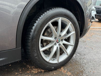 Alfa Romeo Stelvio Super Q4 206 KW/LEDER/