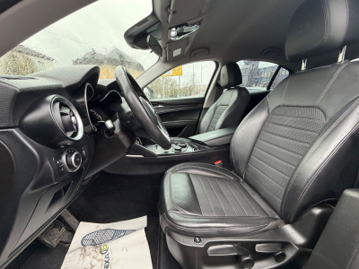 Alfa Romeo Stelvio Super Q4 206 KW/LEDER/