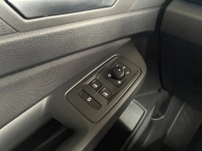 Ford Tourneo Connect 1.5 Ecoboost 116 AT Titanium L2