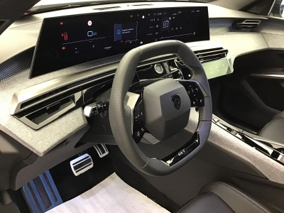 Peugeot 3008 1.2 Hybrid 145 E-DSC6 GT