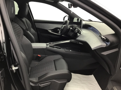 Peugeot 3008 1.2 Hybrid 145 E-DSC6 GT