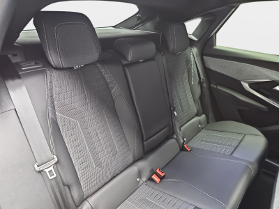 Peugeot 3008 1.2 Hybrid 145 E-DSC6 GT