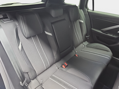 Opel Astra 1.2 TURBO 130 AUTO GS