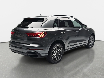 Audi Q3 35 TFSI S-Tronic 150  S-Line