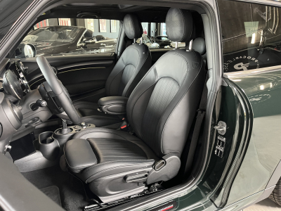 MINI John Cooper Works 17/KEYLESS/YOURS/CHILI/ PANO/Camera/VOLL