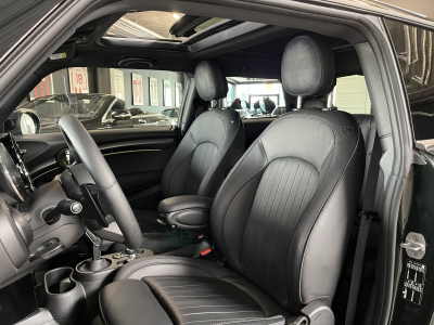 MINI John Cooper Works 17/KEYLESS/YOURS/CHILI/ PANO/Camera/VOLL