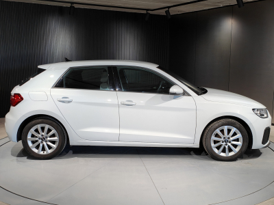Audi A1 A1 SPOERTBACK 35 TFSI S-LINE INTERIEUR GPS BLUETOOTH