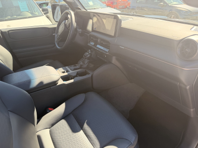 Toyota Land Cruiser LC 5d 2.8 Diesel AT VX-L LHD