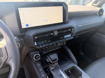 Toyota Land Cruiser LC 5d 2.8 Diesel AT VX-L LHD