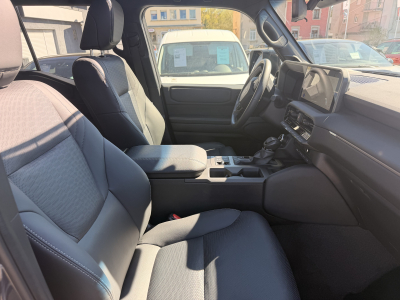 Toyota Land Cruiser LC 5d 2.8 Diesel AT VX-L LHD