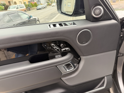 Land-Rover Range Rover 4.4 SDV8 340 Autobiography
