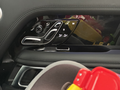 Land-Rover Range Rover 4.4 SDV8 340 Autobiography