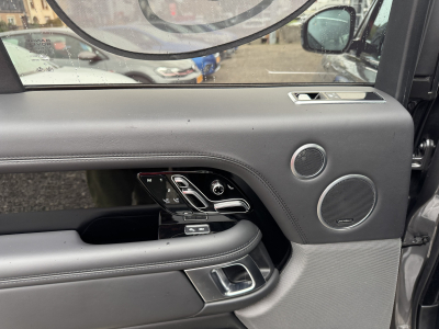 Land-Rover Range Rover 4.4 SDV8 340 Autobiography