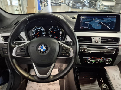 BMW X1 SPORTLINE HEAD UP LED CUIR NAVI 1 HAND