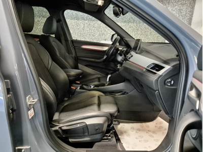 BMW X1 SPORTLINE HEAD UP LED CUIR NAVI 1 HAND