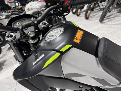 Benelli BKX 125S 