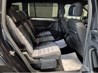 Volkswagen Touran 2.0 TDI 150 DSG 3X R-LINE 7 SITZE LED NAVI