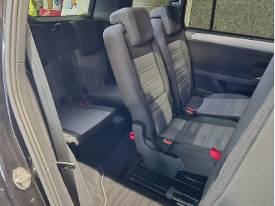 Volkswagen Touran 2.0 TDI 150 DSG 3X R-LINE 7 SITZE LED NAVI